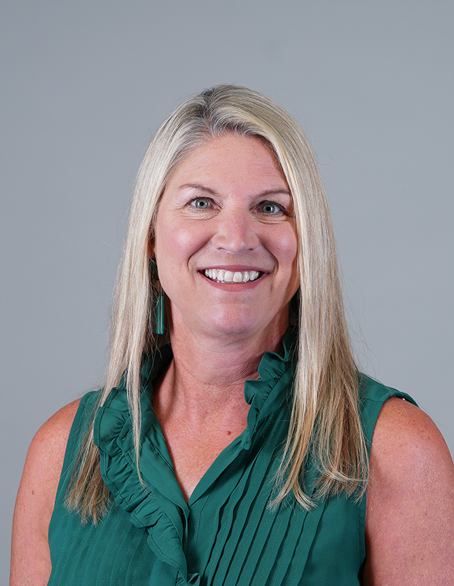 Photo of Dr. Vicki Voskuil
