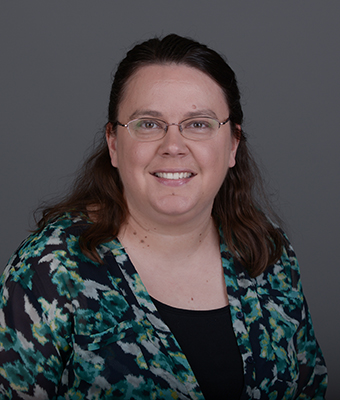 Photo of Dr. Jennifer Hampton