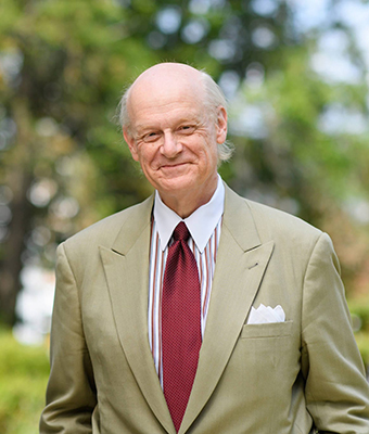 Photo of Dr. Allen C. Guelzo