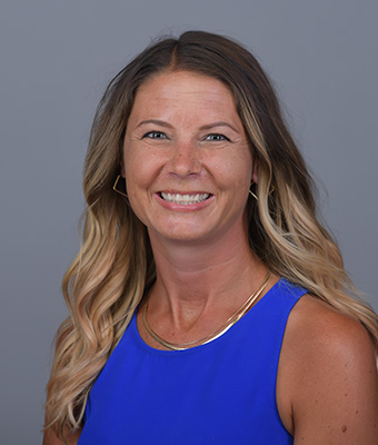 Photo of Dr. Sara Hoeve