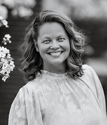 Photo of Dr. Vicki Baker