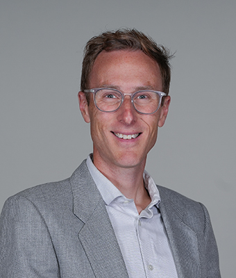 Photo of Dr. Daryl Van Tongeren